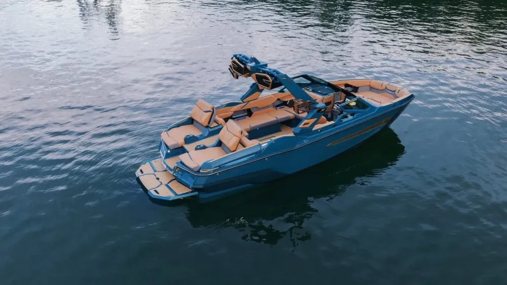 bateau à l'eau