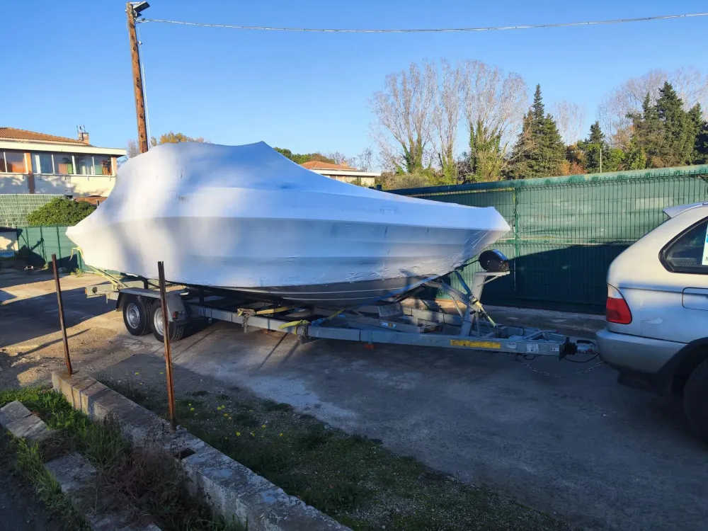Convoyage de bateau à Embrun